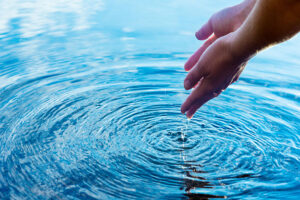 Read more about the article जीवन में अमृत है पानी : जल है तो कल है
