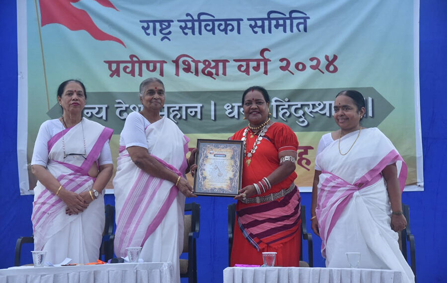 वैचारिक योद्धा बनने की जरूरत है