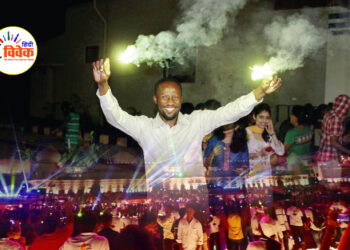 अम्बर बन जाती है विदेशों की धरती भी